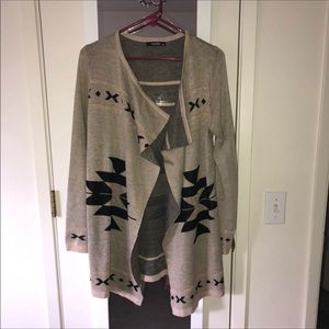 Long cardigan with southwest design